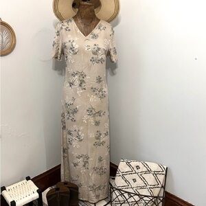 Vintage Floral Maxi Tshirt Dress Womens 12 Tall Beige CottageCore Prairie Spring